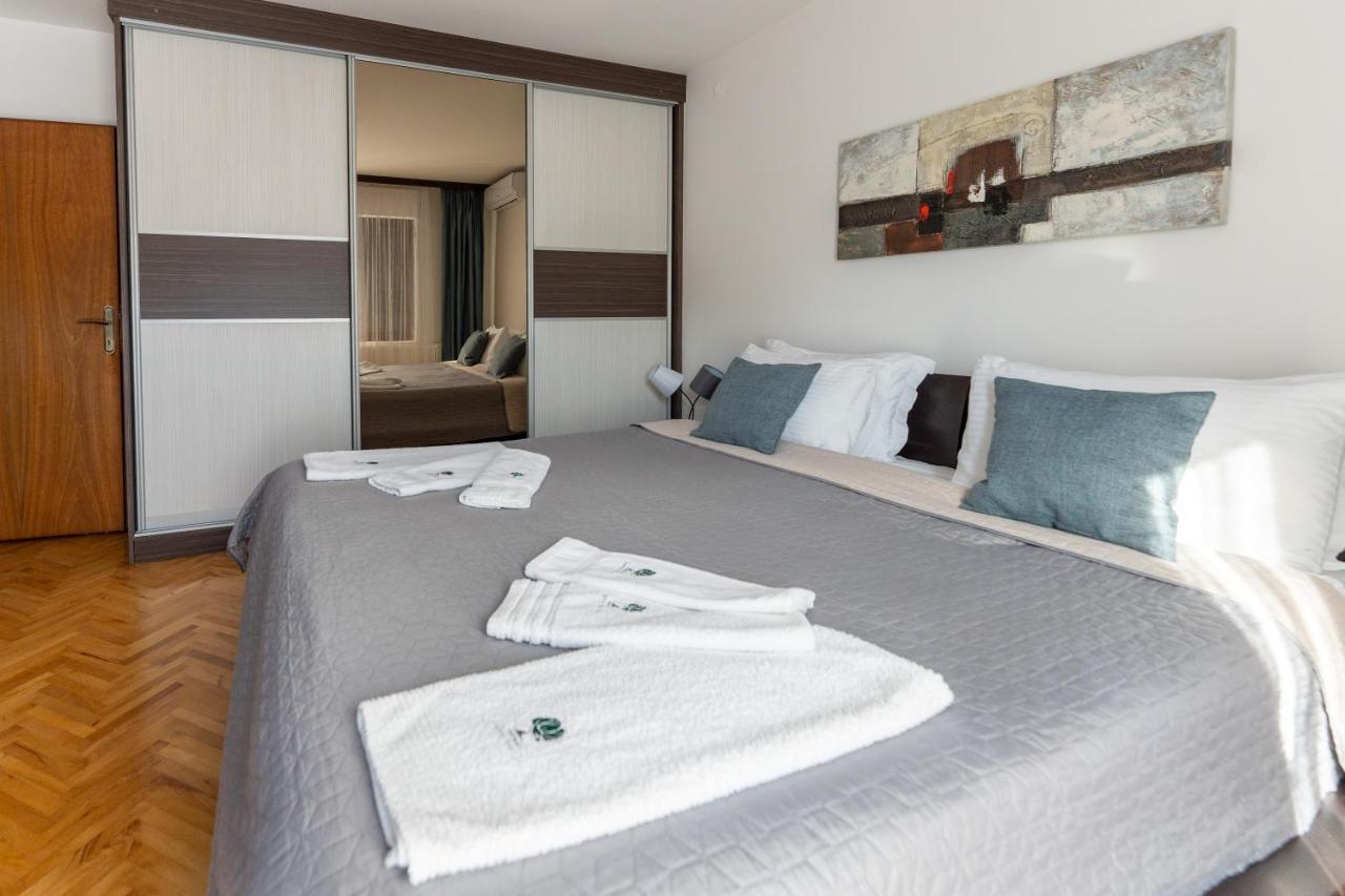 Central Park Home Spa อารันเยโลวัคส์ ภายนอก รูปภาพ