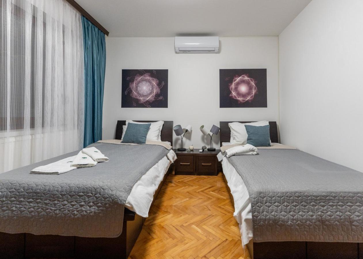 Central Park Home Spa อารันเยโลวัคส์ ภายนอก รูปภาพ