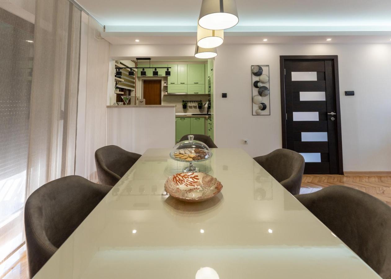 Central Park Home Spa อารันเยโลวัคส์ ภายนอก รูปภาพ